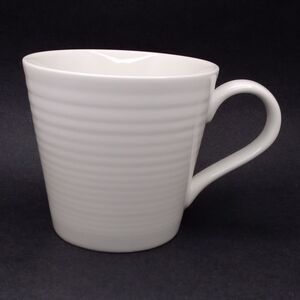Royal Doulton Gordon Ramsay Maze MUGS 12 oz Cup White with Ribbed Line Design